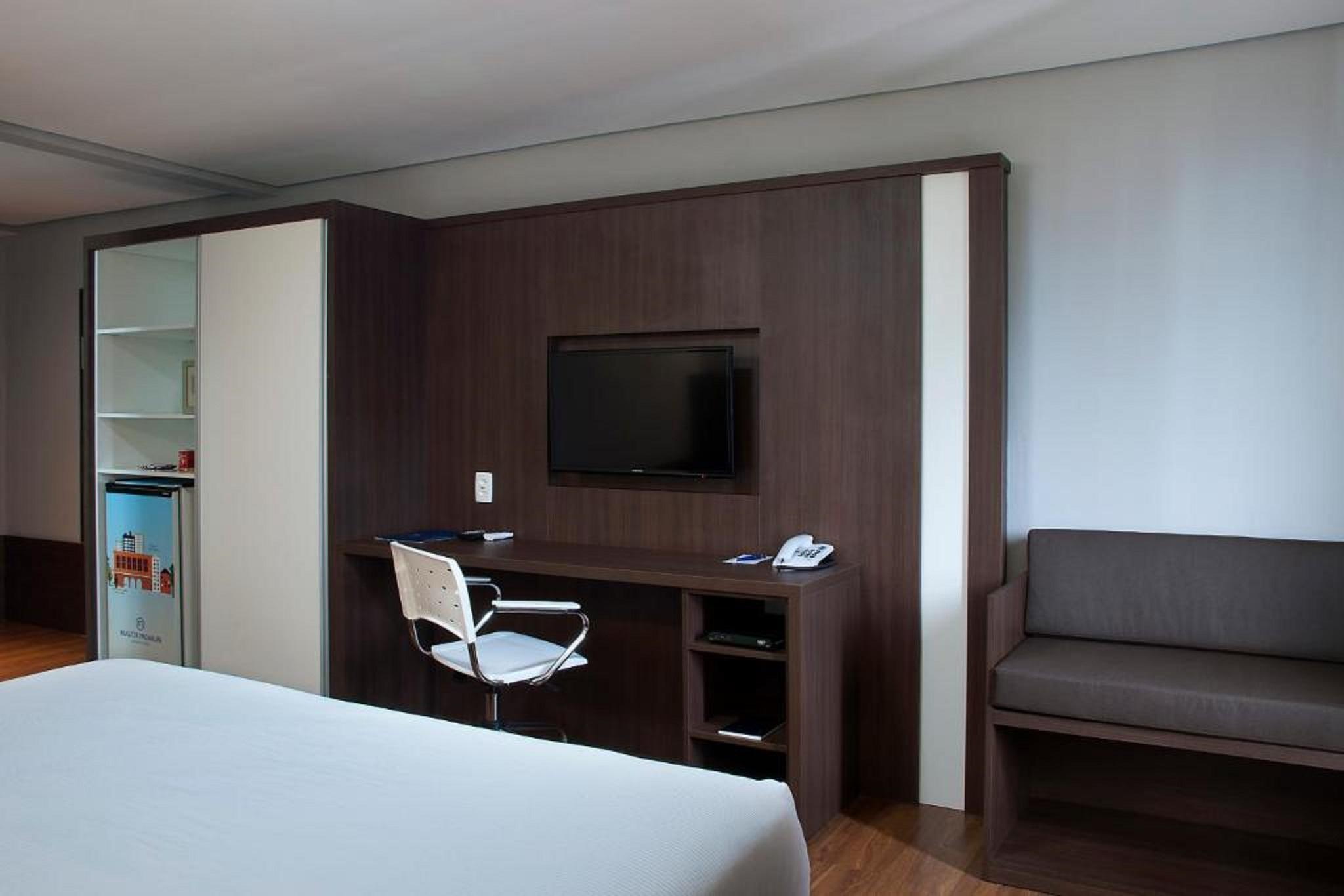 Master Grande Hotel - Proximo Ao Palacio Do Governo Porto Alegre Exterior photo